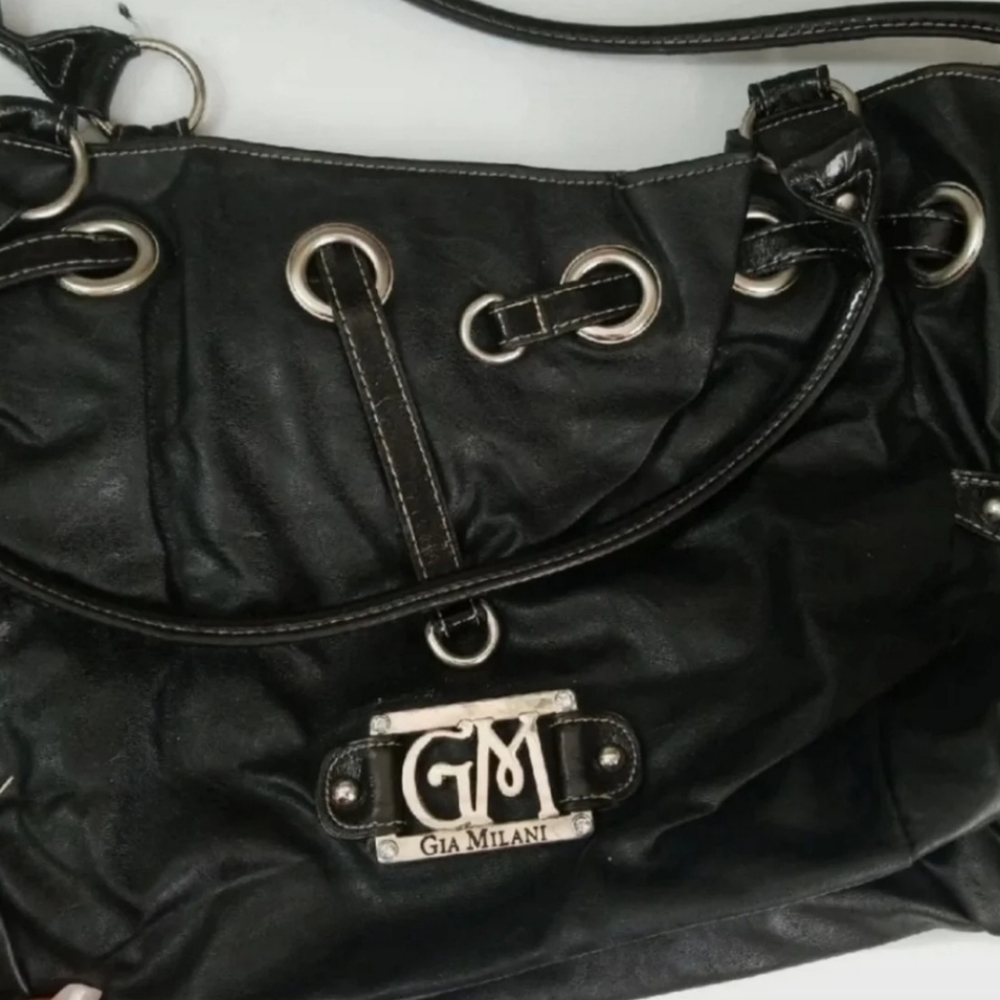 Large black purse new
Ships fast
